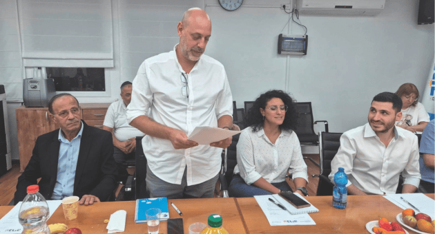 שמעון אבו נשבע במועצת העיר שמעון אבו נשבע במועצת העיר