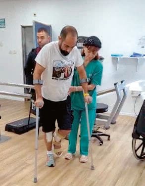 ד"ר שגיא בלבן בתהליך השיקום. "צריך הרבה סבלנות"