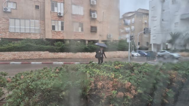 גשם בפתח תקוה