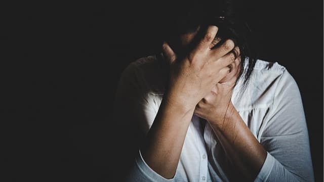 "לפני שהבנתי מה קורה הוא דחף לי ידיים"