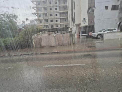 גשם בפתח תקוה