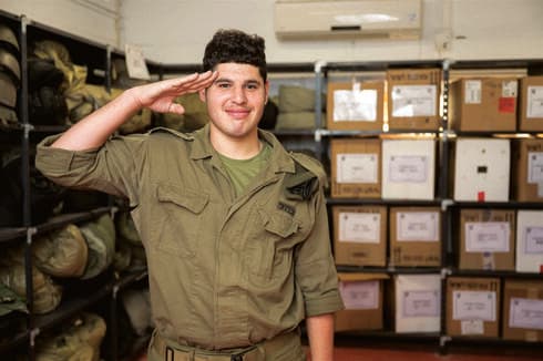 "אני גאה לשרת בצבא כמו כולם". שלו דיסטניק 