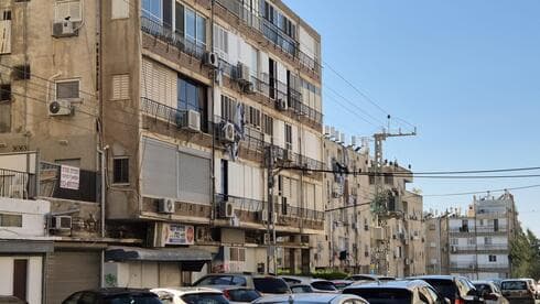 בת ים. תקבל אנרגיה חדשה