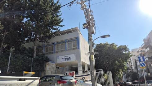 בית ספר מסילות בבת ים (צילום: איילת רוטה) בית ספר מסילות בבת ים