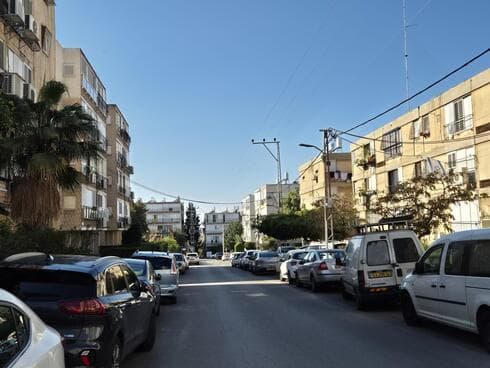 שיכון ותיקים בת ים (צילום: איילת רוטה) שיכון ותיקים בת ים
