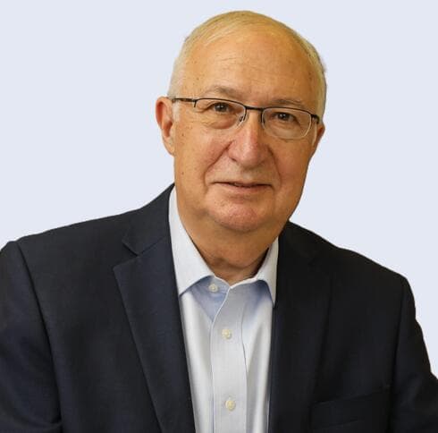 פרופ' מנואל טרכטנברג