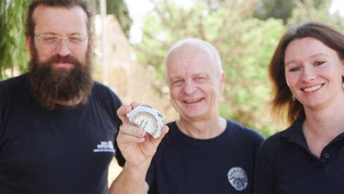 החוקרים והכתובת הנדירה