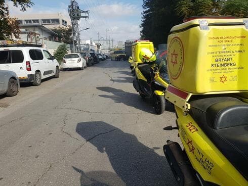 מזירת השריפה במפעל בחולון 