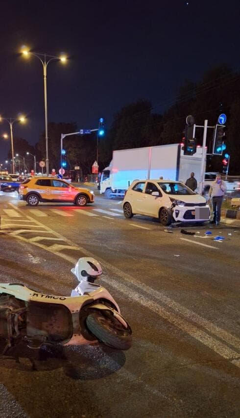 זירת התאונה בפתח תקוה