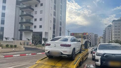 רכבי יוקרה הוחרמו