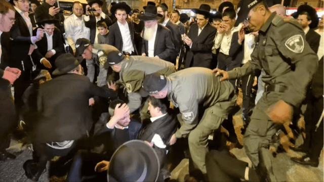 הפגנת חרדים בני ברק