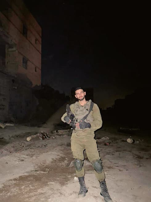 יהונתן כחייל לוחם לפני הפציעה