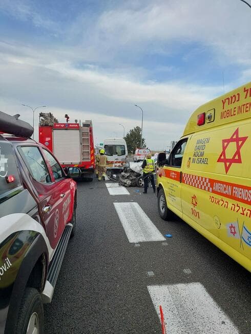 זירת התאונה הקטלנית בכביש 22