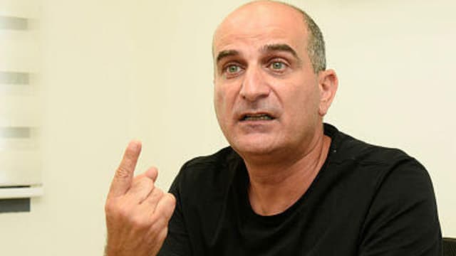 אמנון עידו יו"ר ועד עובדים עיריית חיפה (צילום: נחום סגל) אמנון עידו יו"ר ועד עובדים עיריית חיפה