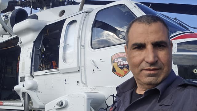 משאבים לא חסר לאמריקאים. ד"ר לוי ליד מסוק כיבוי