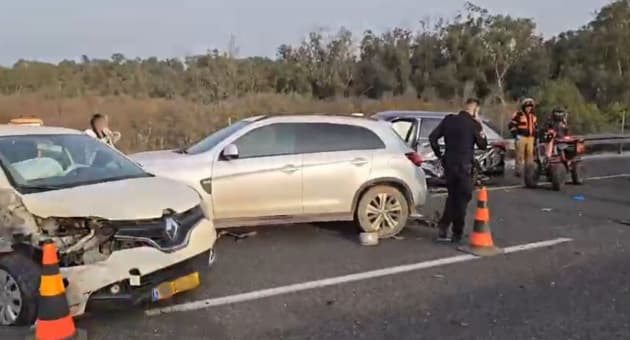 זירת התאונה בכביש 22