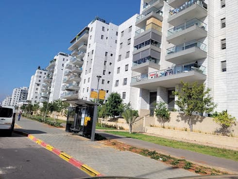 רחוב הרצל ביבנה