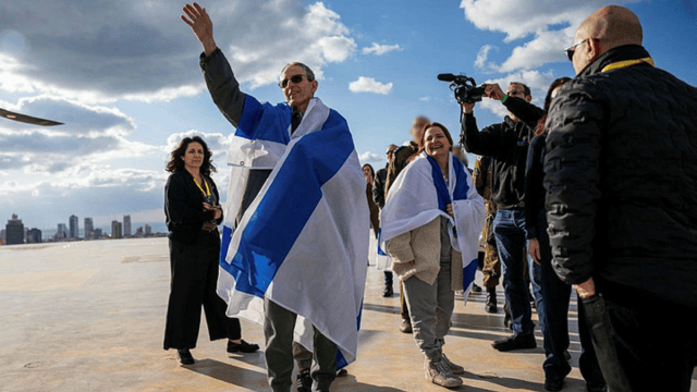 אוהד בן עמי חוזר הביתה