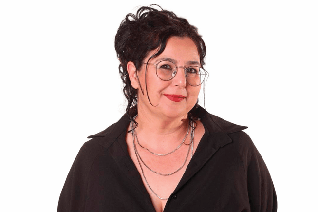 איריס חליפה