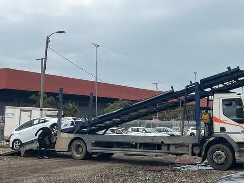מבצע פינוי רכבים נטושים בראשון לציון