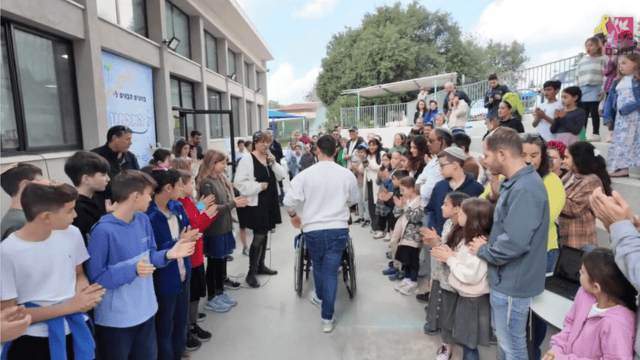 לוחם מ' שנפצע באירוע בבית החולים רמב"ם (צילום: הקריה הרפואית רמב"ם) לוחם מ' שנפצע באירוע בבית החולים רמב"ם