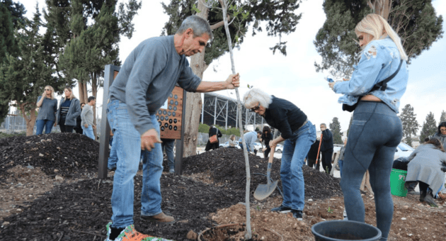טקס הנטיעות בגן 'אדמה טובה' טקס הנטיעות בגן 'אדמה טובה'