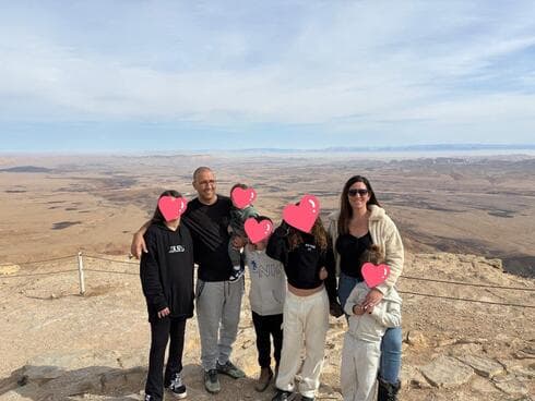 סמי מסלטי ומשפחתו