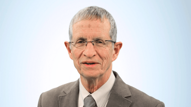 מתרגש. פרופ' חיים ביטרמן (צילום: רועי חרמוני, אוניברסיטת חיפה) מתרגש. פרופ' חיים ביטרמן