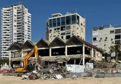 המרפסת בבת ים. הגיע הסוף