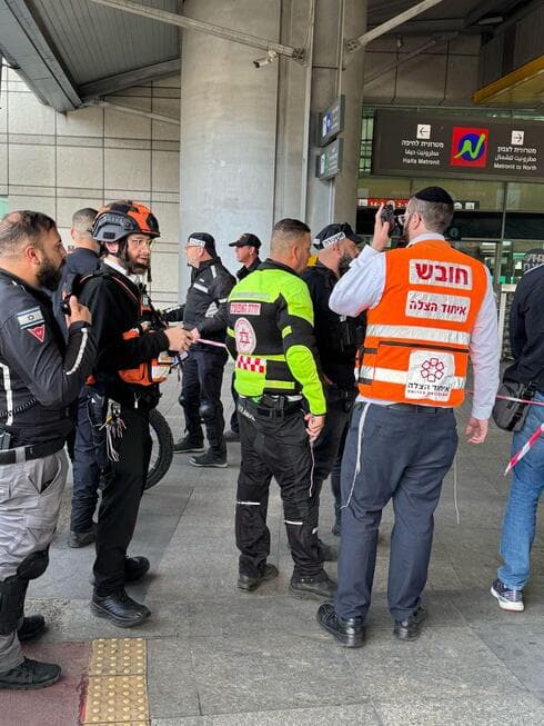זירת הפיגוע במפרץ חיפה (צילום: איחוד הצלה) חשד לפיגוע במפרץ חיפה