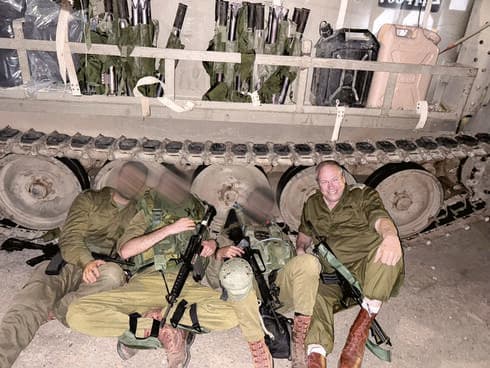 רופא של גדוד צנחנים במילואים