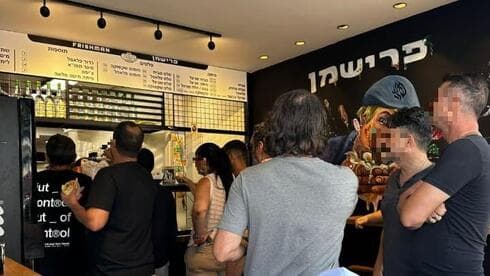 התור הארוך בדרך לסביח