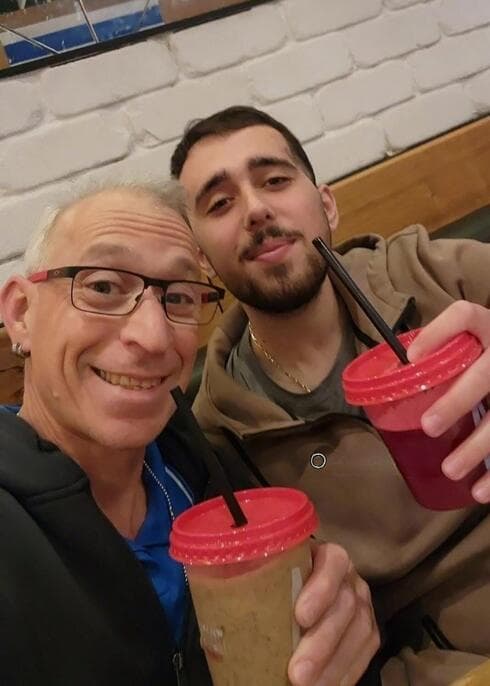 אמיר (משמאל) ורפאל: "הוא נתן לי להבין שאסור לי להתבוסס בעצבות"