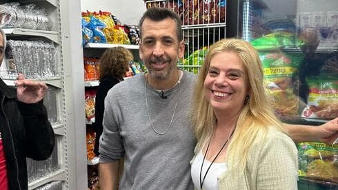 עדי זהר וגיא לרר בפתיחת סופר הצינור בראשון לציון
