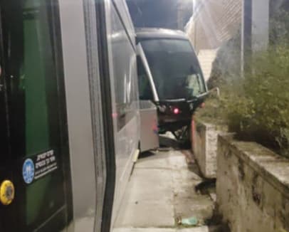 הרכבת שירדה מהפסים