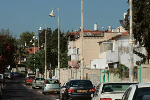 נדל"ן בבת ים. רחוב הגיבורים עובר התחדשות