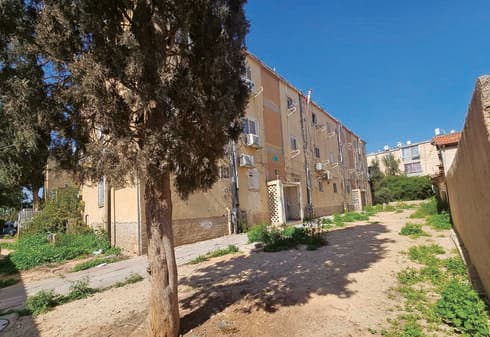 מתחם האיסיים בבאר שבע