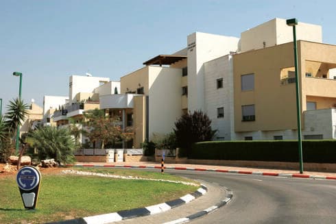 שדרות בגין, מזכרת בתיה 