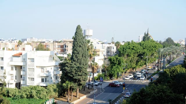 רחוב אחוזה רעננה