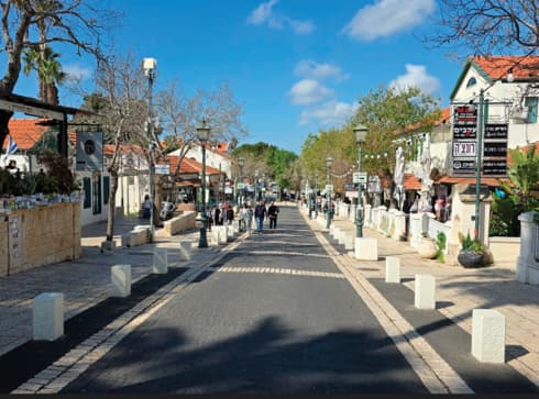 רחוב המייסדים בזכרון יעקב