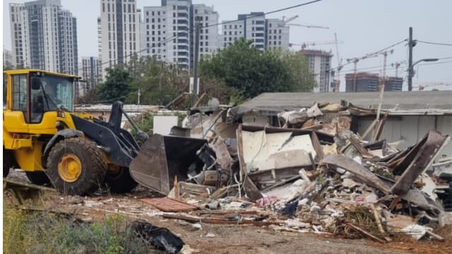 פינוי שכונת הקראוונים בבת ים התחיל 