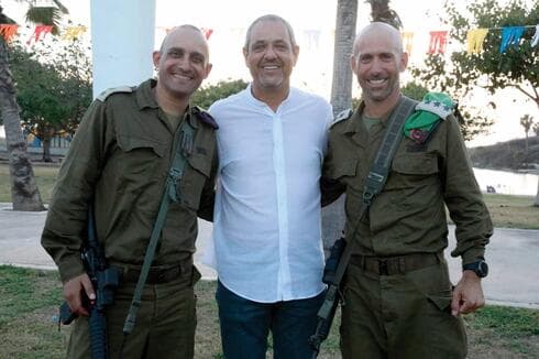 אל"מ טהורי, בן חיים וסא"ל קורח (צילום: מאיר בן סירא) אל"מ טהורי, בן חיים וסא"ל קורח