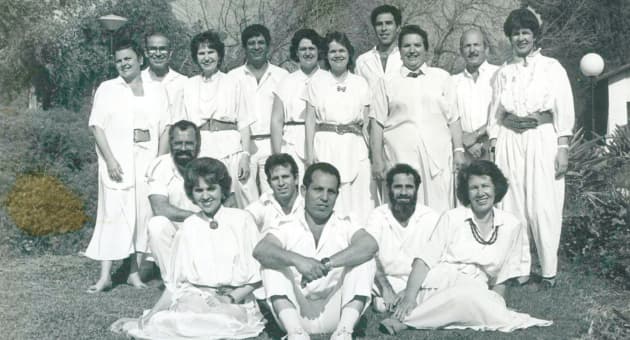 הגבעטרון בשנות ה־80. ידין יושבת ראשונה משמאל