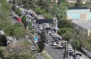 הפקקים בדרך לגן החיות התנ"כי בירושלים הפקקים בדרך לגן החיות התנ"כי בירושלים