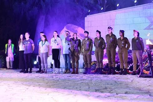 יום הזיכרון לחללי צה"ל 2025 ברחובות (צילום: אולפני רחובות) יום הזיכרון לחללי צה"ל 2025 ברחובות