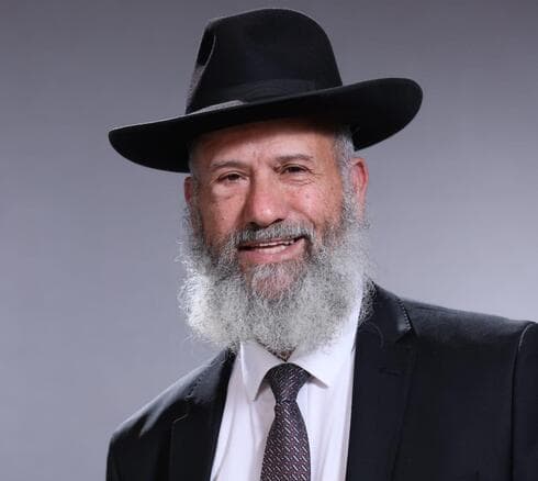 חנניה צפר. ממנהיגי המאבק נגד בית הכנסת הרפורמי בראש העין
