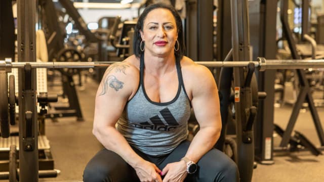 חגית סינדליס. "נאלצתי להיאבק מול דעות קדומות, ולעיתים מול הקרובים אליי ביותר" (צילום: טל שחר) חגית סינדליס. "נאלצתי להיאבק מול דעות קדומות, ולעיתים מול הקרובים אליי ביותר"