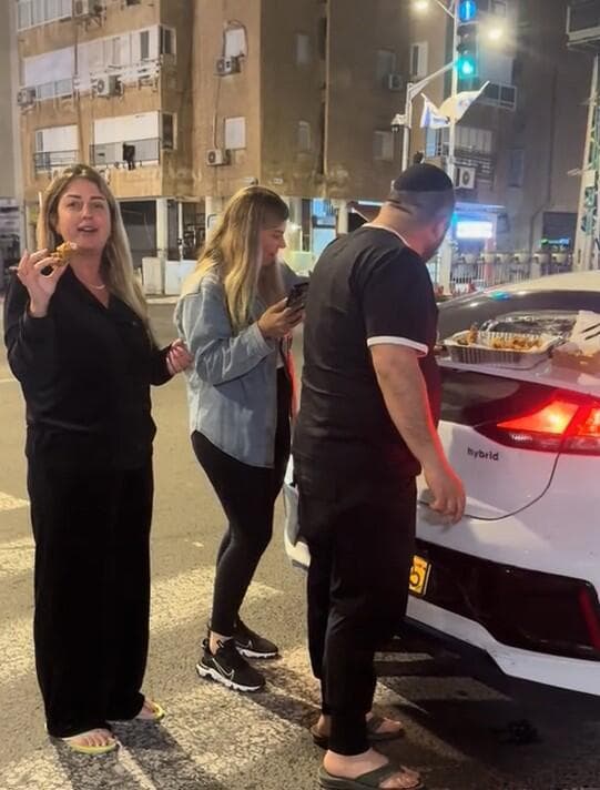 הקראנץ' של לאה. העוף המטוגן שמשגע את בת ים