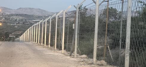 גדר חדשה על קו התפר במכבים