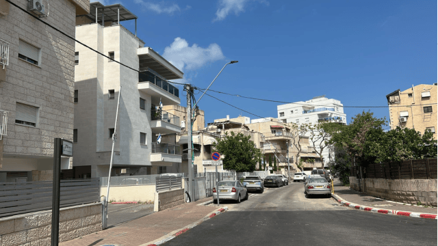 רחוב ברק בקרית מוצקין (צילום: מיכל ראובן) רחוב ברק בקרית מוצקין